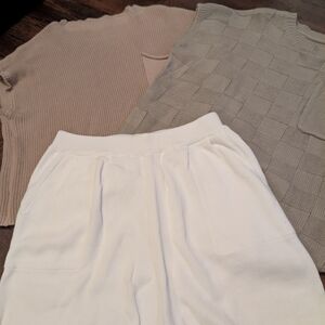 Brand New Women's Large Two Possible Outfits Amazon Sweater Knit Tops $45 Retail